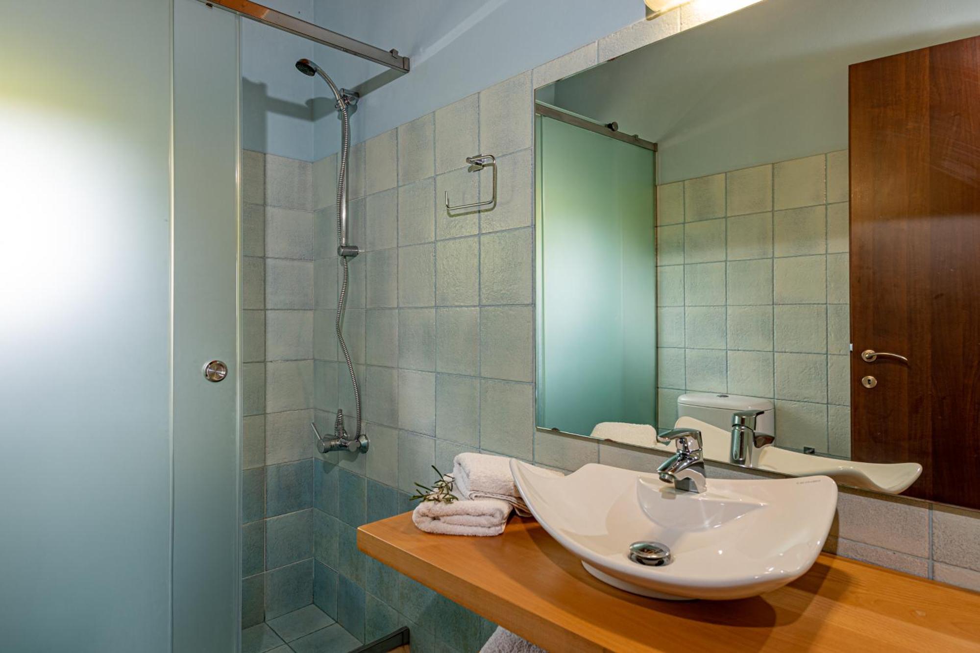Kymaros Villas Keri Ruang foto